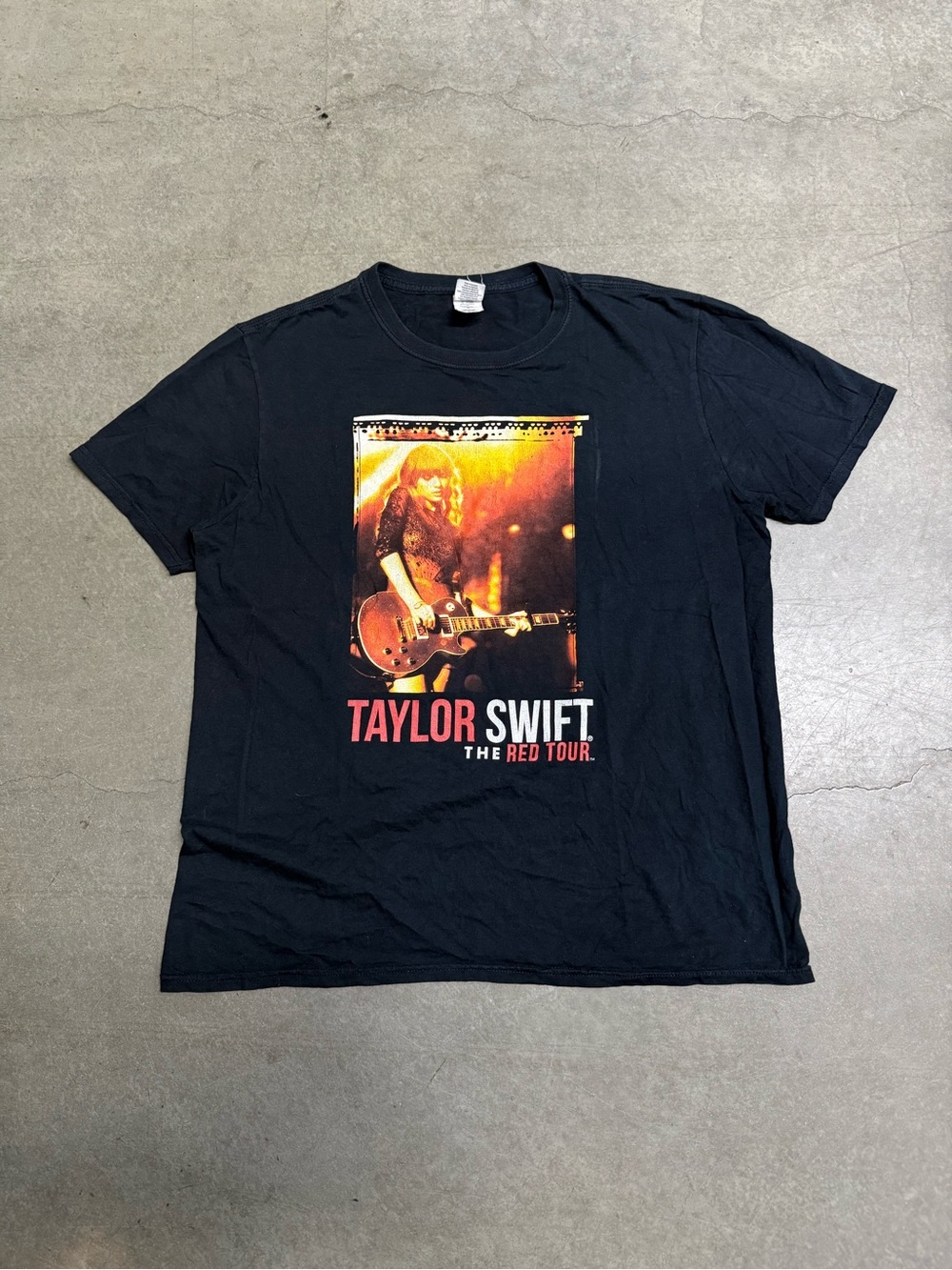Taylor Swift 2013 The Red Tour Double Sided Graphic Merch T-Shirt Adult Large